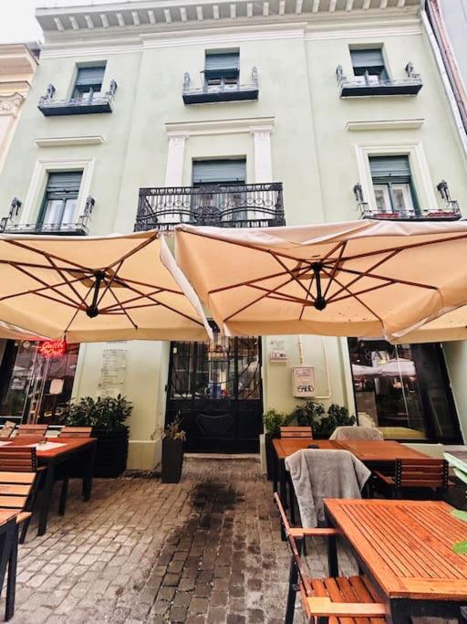 Hidden Gem In The Old Town Apartment Timisoara Luaran gambar
